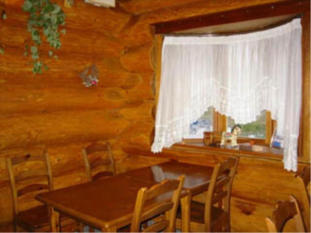 Log Hotel Kamloops Shinano  Bagian luar foto