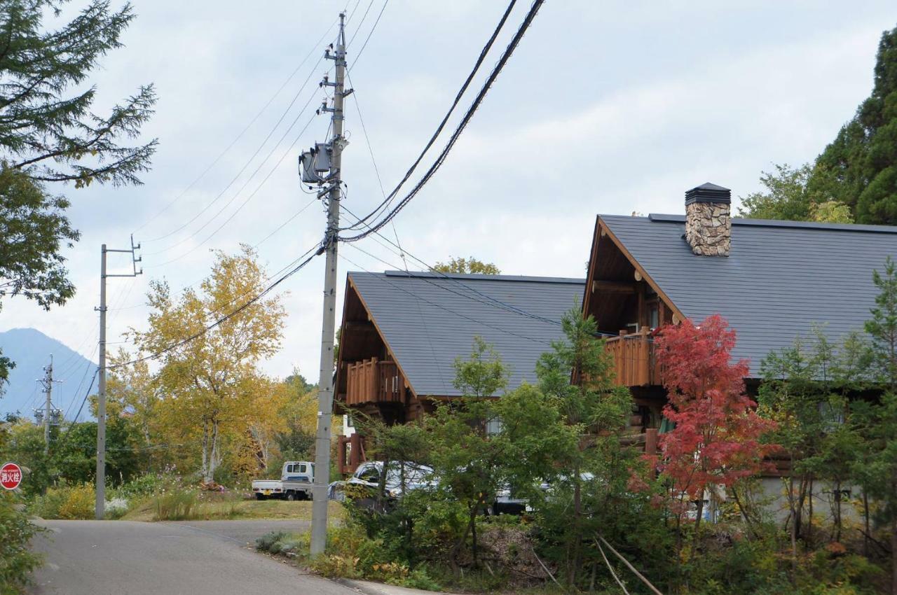 Log Hotel Kamloops Shinano  Bagian luar foto